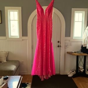 Stunning Prom Dress size 6 HOT PINK Sequined